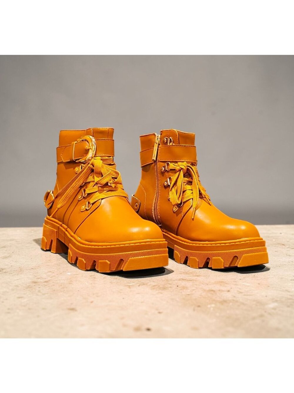 Chunky Tan Combat Boots With Buckles & Zipper Design For Women - Picture 5 of 9